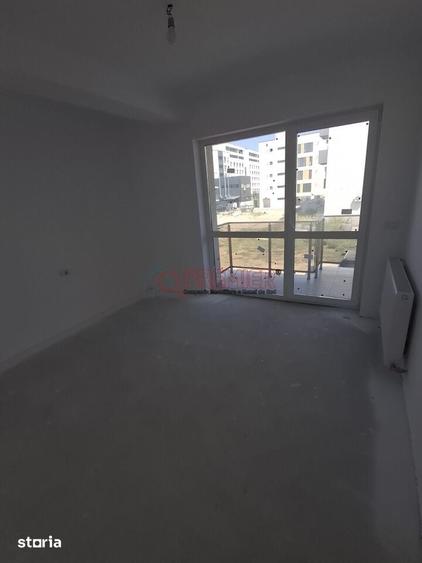Apartament cu 4 camere în Metalurgiei