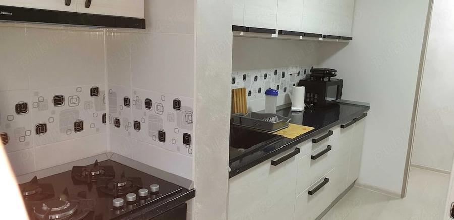 Apartament 3 camere de vanzare | Poarta 6 | Renovat integral | Etajul 3 - 5