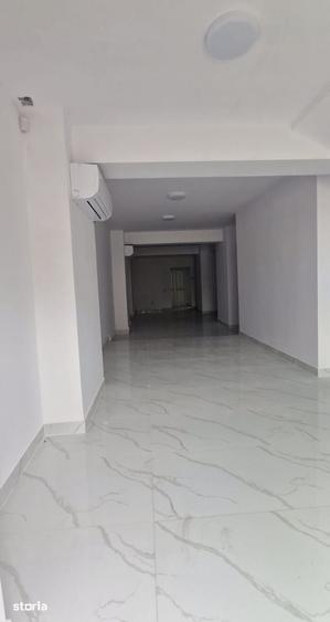 Spațiu comercial, de 105 mp, în Central