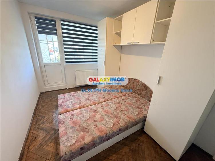 Apartament cu 3 camere decomandat, mobilat în Republicii