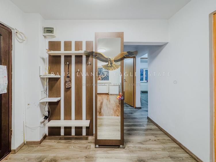 Apartament cu 3 camere decomandat, mobilat în Zorilor