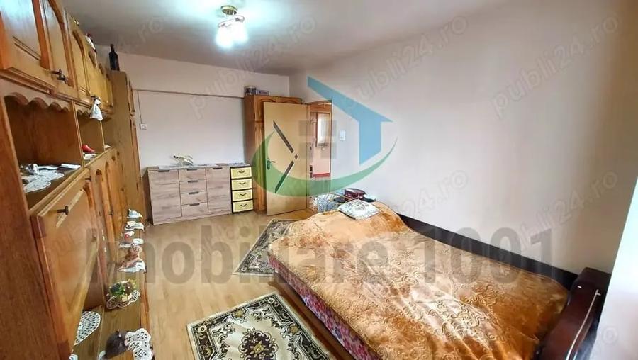 Apartament cu 3 camere decomandat în Vasile Alecsandri