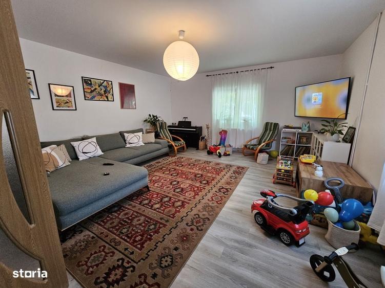 Spațiu comercial, de 180 mp, în Lunei