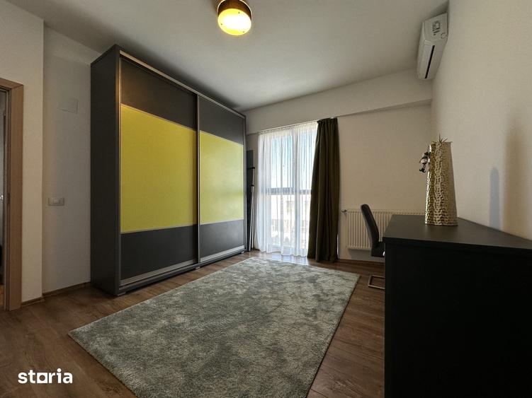 Apartament cu 4 camere în Unirii