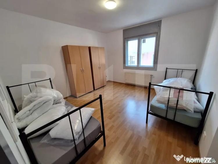 Casă cu 11 camere cu Teren 700 Mp în Bucovina