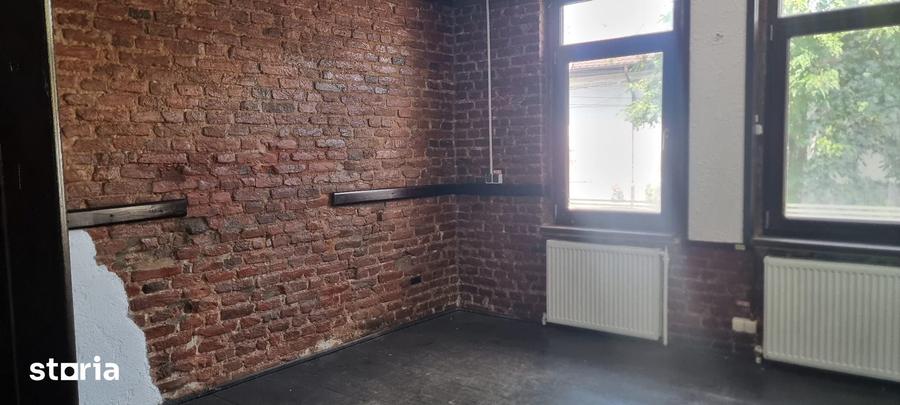 Spațiu comercial, de 90 mp, în Mărășești