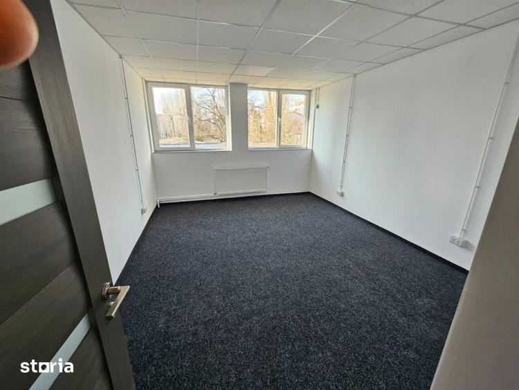 Spațiu comercial, de 374.3 mp, în Regie