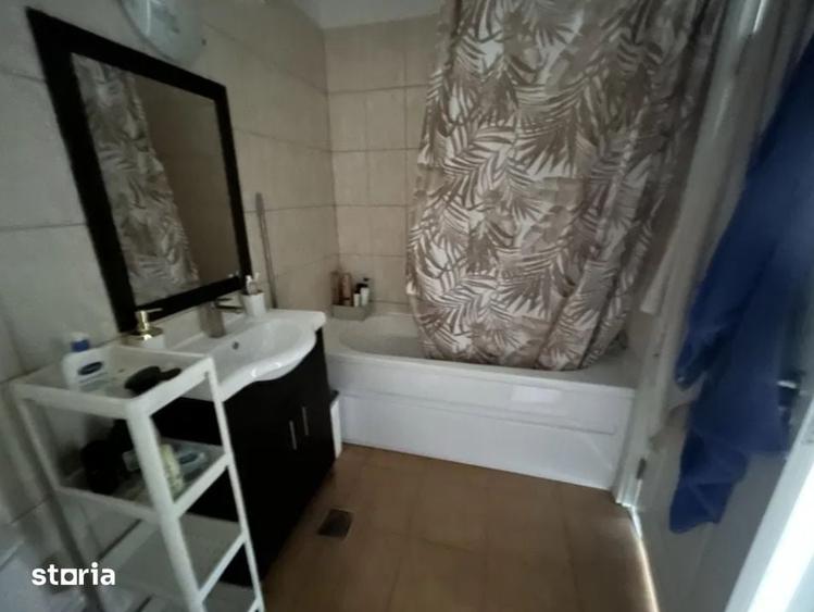 Apartament cu 2 camere semidecomandat în Colentina