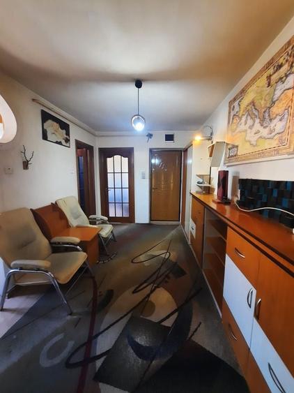 Apartament cu 2 camere decomandat în Mărăței
