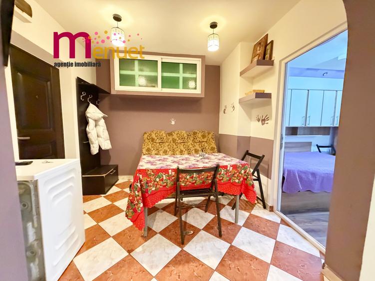 Apartament cu 2 camere decomandat în Neptun