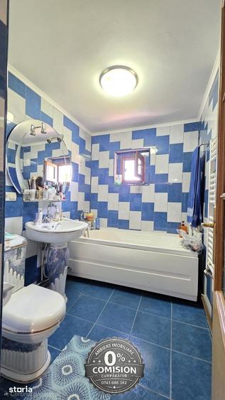 Apartament cu 3 camere decomandat, mobilat în Traian