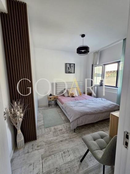 Casă individuală cu 3 camere cu Canalizare în Central