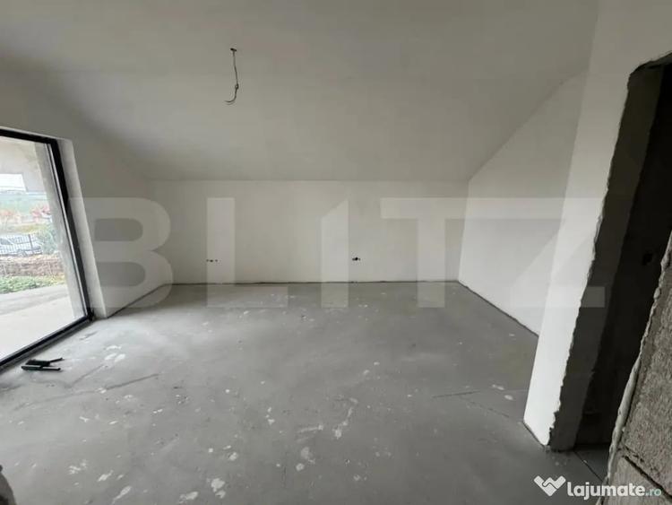 Casă cu 4 camere cu Teren 960 Mp în Lazuri