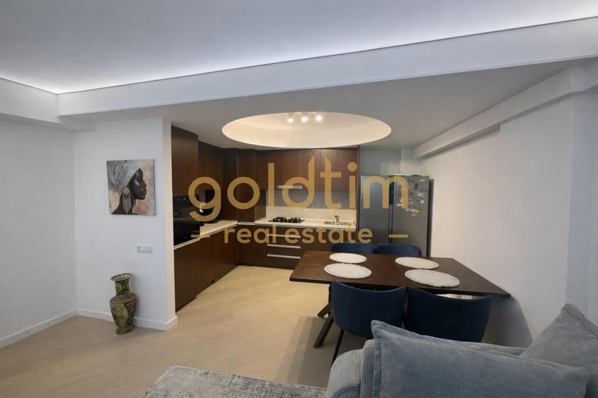 Apartament cu 3 camere semidecomandat, mobilat în Pipera