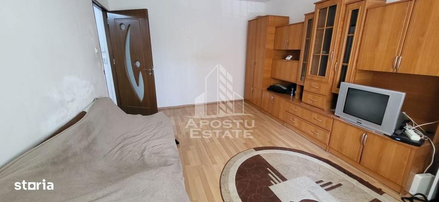 Garsonieră, mobilată în Complex Studențesc