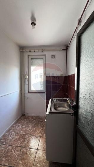 Apartament cu 2 camere semidecomandat în Micro 19