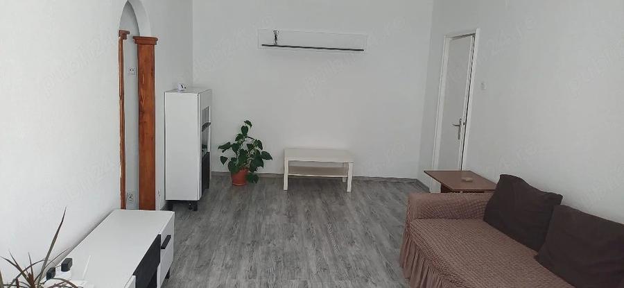 Inchiriez apartament 2 camere - 2
