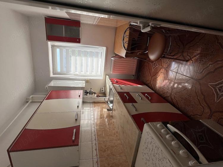 Apartament cu 2 camere semidecomandat în Florilor