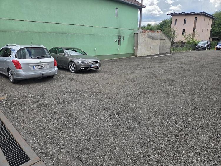 Spațiu comercial, de 50 mp, în Baciu