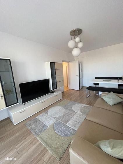 Apartament cu 2 camere, mobilat în Central