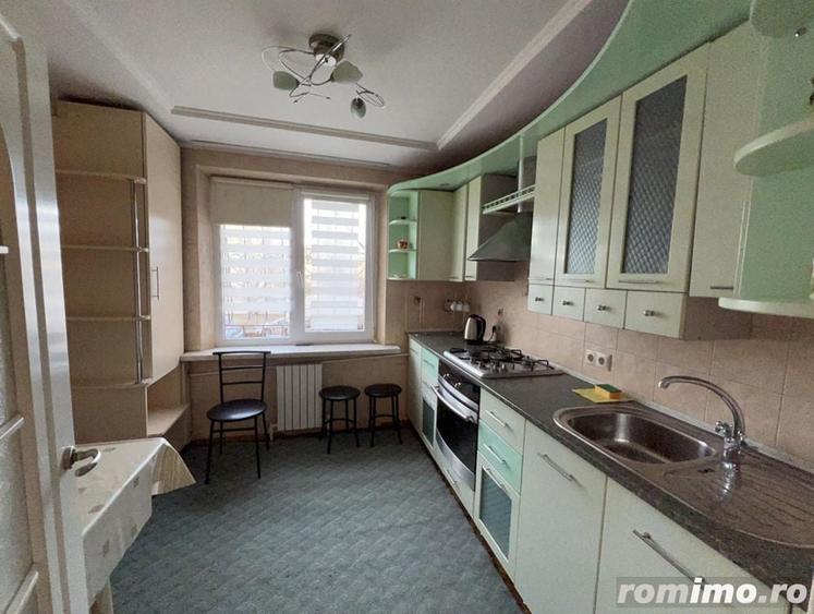 Garsonieră decomandată în Păcii
