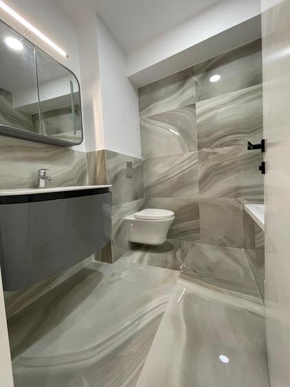 Apartament cu 3 camere semidecomandat, mobilat în Dorobanți