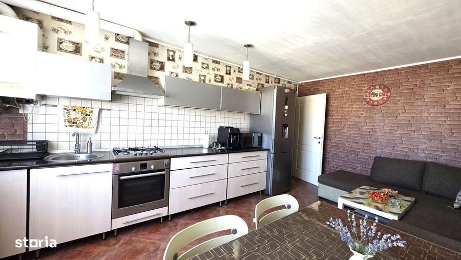 Apartament cu 2 camere în Triaj