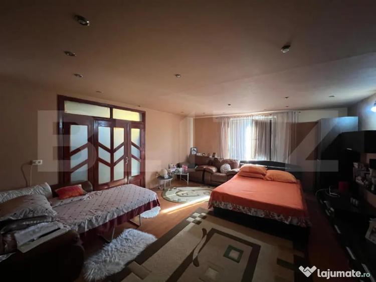 Casă cu 5 camere cu Teren 524 Mp în Popoveni