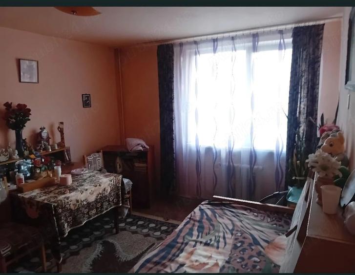 Apartament cu 2 camere decomandat în Precista