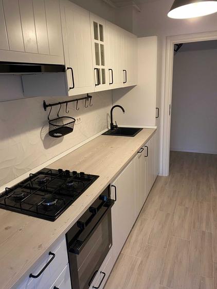 Apartament cu 2 camere semidecomandat, mobilat în Parcul Carol