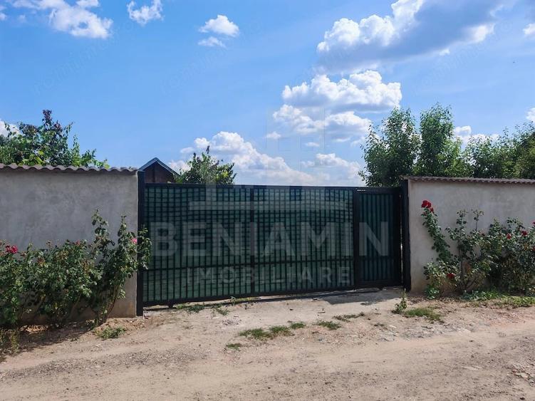 Teren-Jumbo-300mp-Imprejmuit-Apa-Curent pe teren-20m deschidere - 3