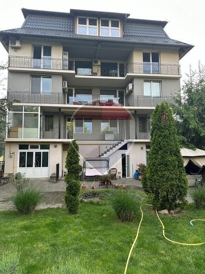 Birou, de 1,100 mp, în Central