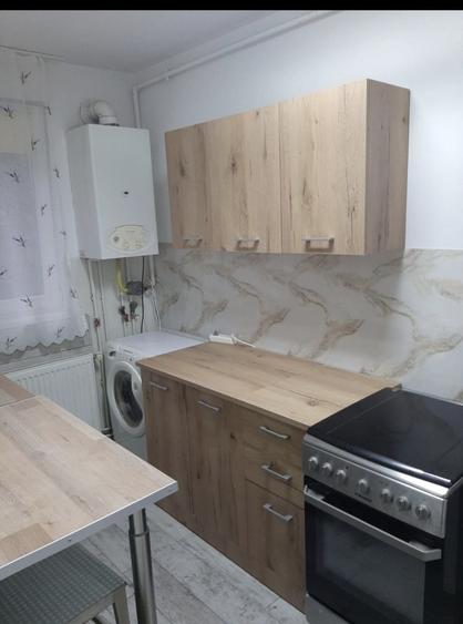 Apartament cu 2 camere decomandat în Tudor