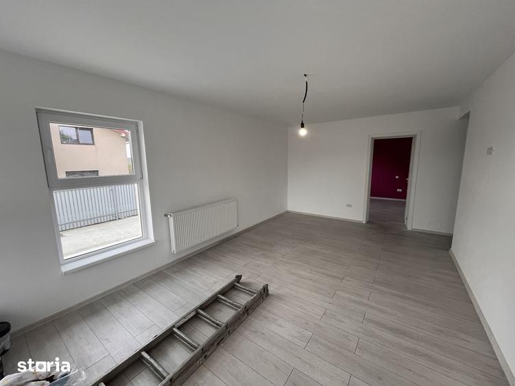 Casă cu 3 camere cu Teren 600 Mp în Lețcani