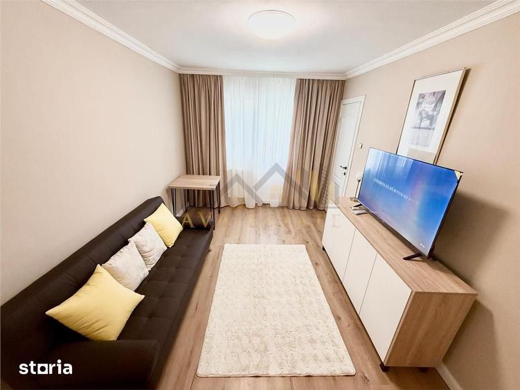 Apartament cu 3 camere semidecomandat în Circumvalațiunii