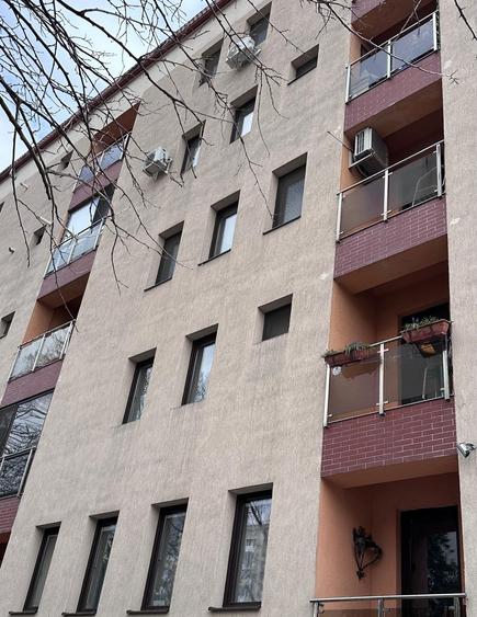 Apartament cu 2 camere semidecomandat, mobilat în Victoriei