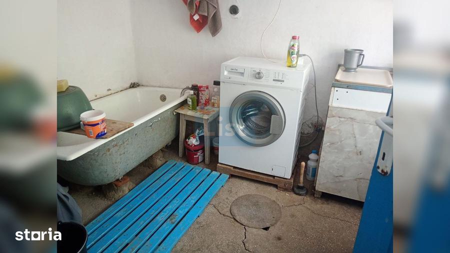 Casă cu 3 camere cu Teren 1169 Mp în Șendreni