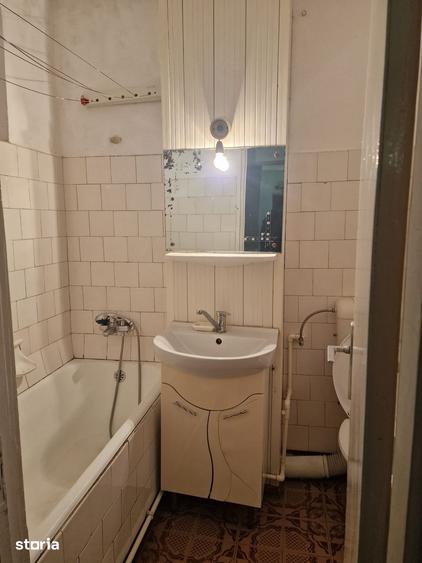Apartament cu 3 camere decomandat în George Enescu