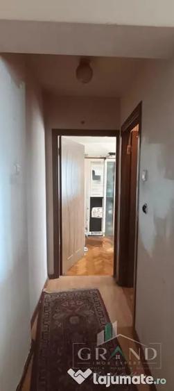 Apartament cu 2 camere decomandat în Florești