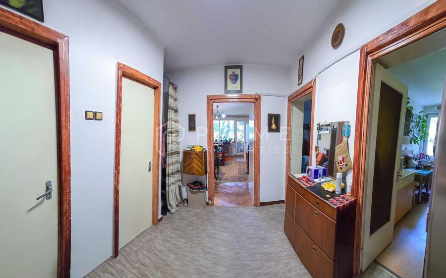 Apartament cu 3 camere decomandat în 7 Noiembrie