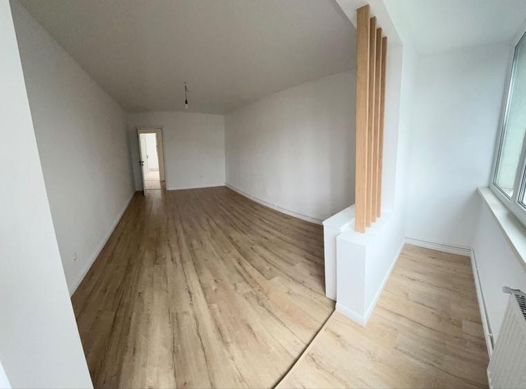 Apartament cu 2 camere decomandat în Astra
