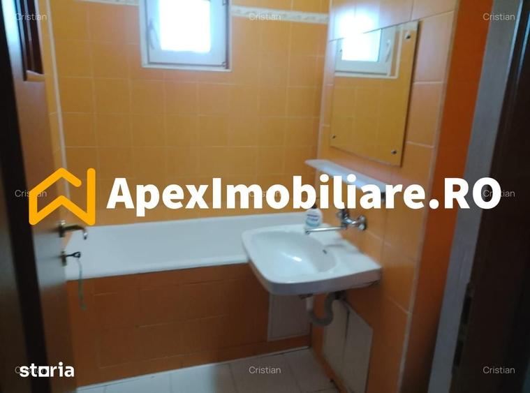 Apartament cu 3 camere decomandat în Pantelimon