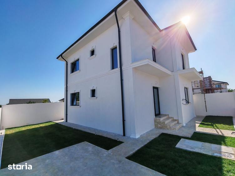 Casă cu 5 camere cu Teren 200 Mp în Lumina