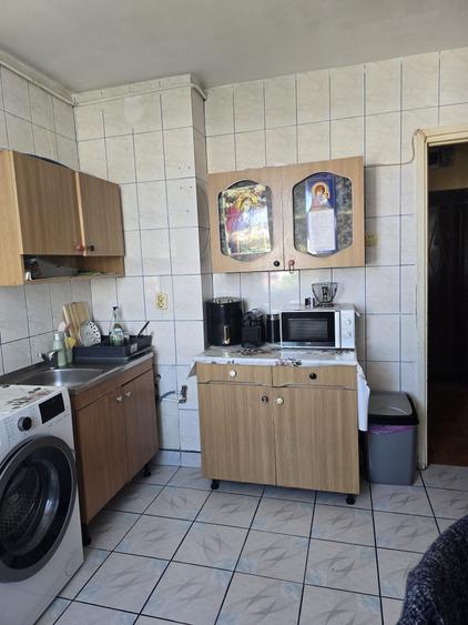 Apartament cu 2 camere decomandat în Drumul Găzarului