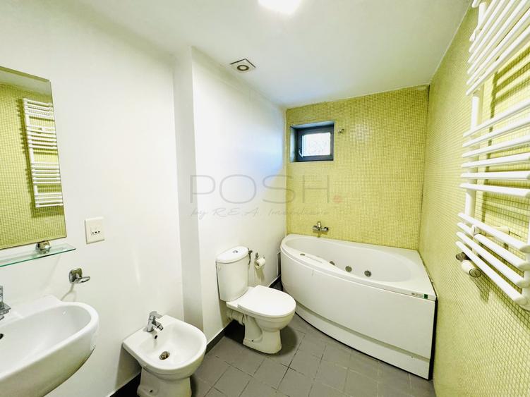 Apartament cu 4 camere în Nordului