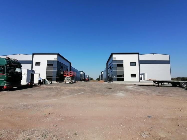 Spațiu industrial, de 1,420 mp, în Străulești