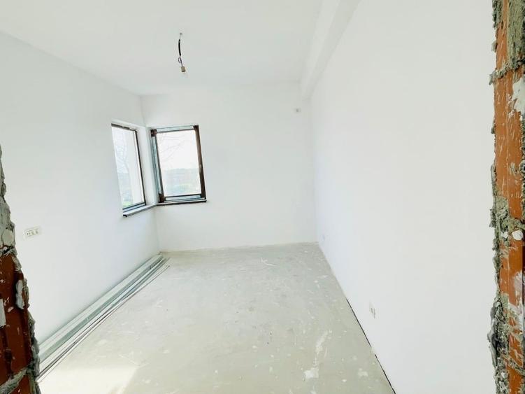 Casă individuală cu 4 camere cu Teren 500 Mp în Corbeanca