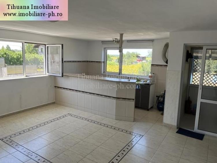 Casă individuală cu 6 camere cu Garaj în Gorgota