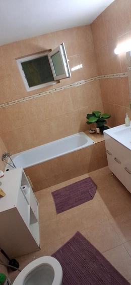 Apartament cu 3 camere decomandat în Nord
