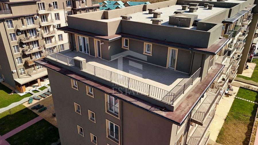Penthouse cu 3 camere decomandat în Ștefăneștii de Jos